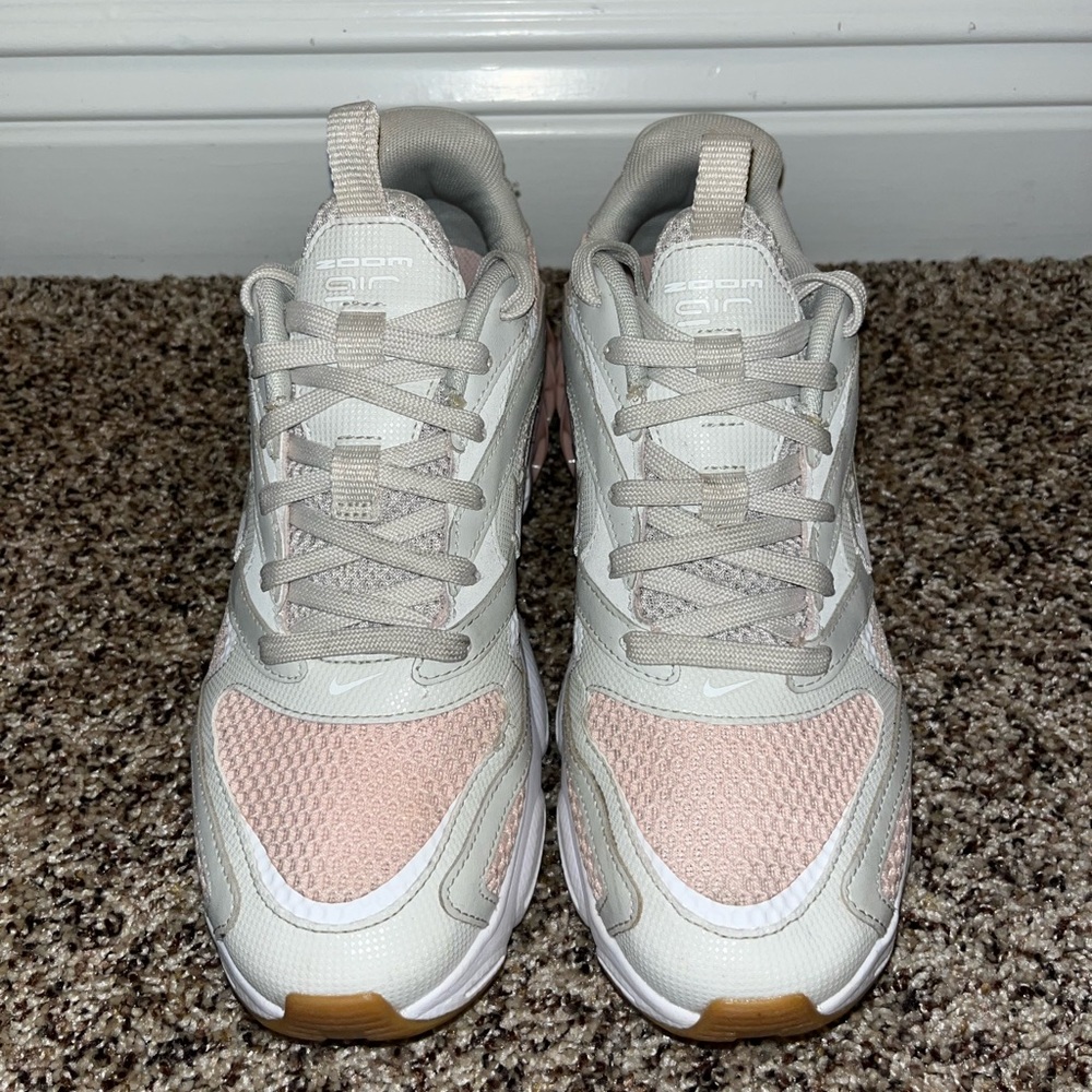 Women’s Nike Zoom Air Fire Bone White Pale Coral Shoe Size 8.5